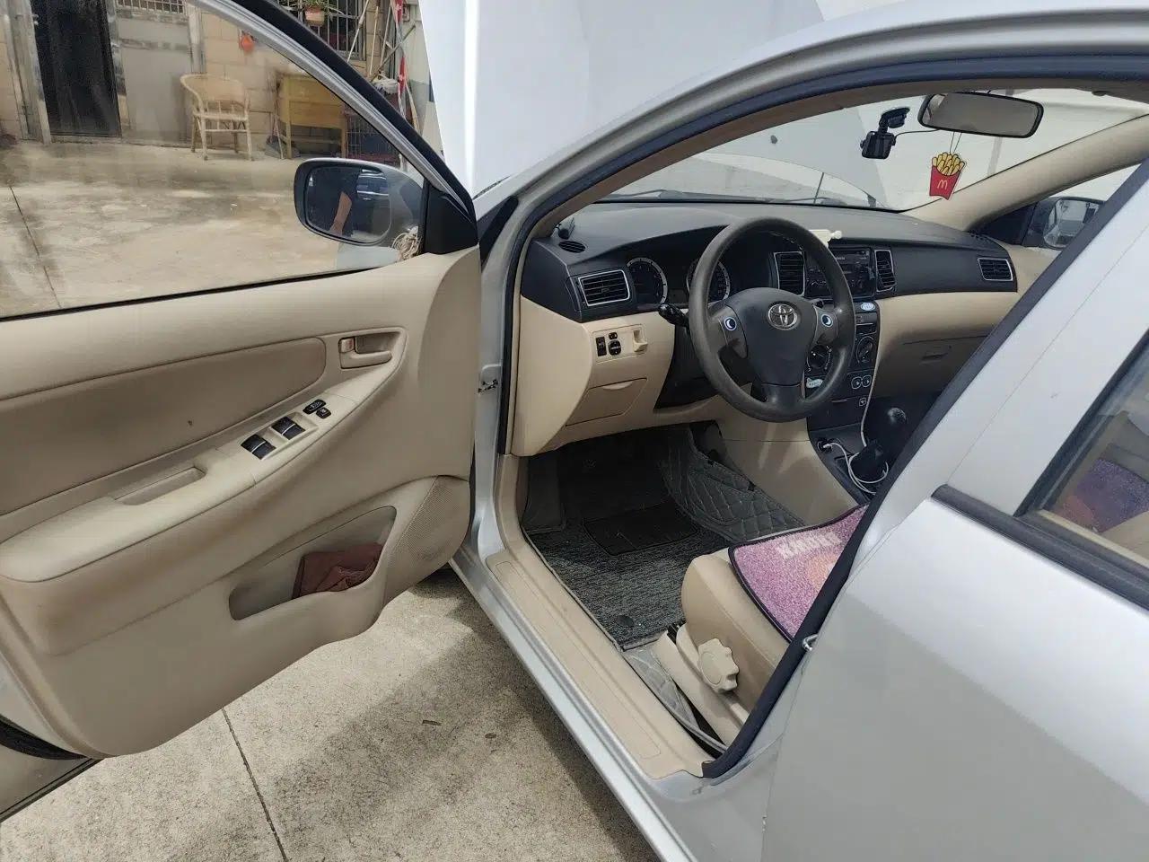 Toyota Corolla EX 2013 1.6L Manual Value Edition — миниатюра 16