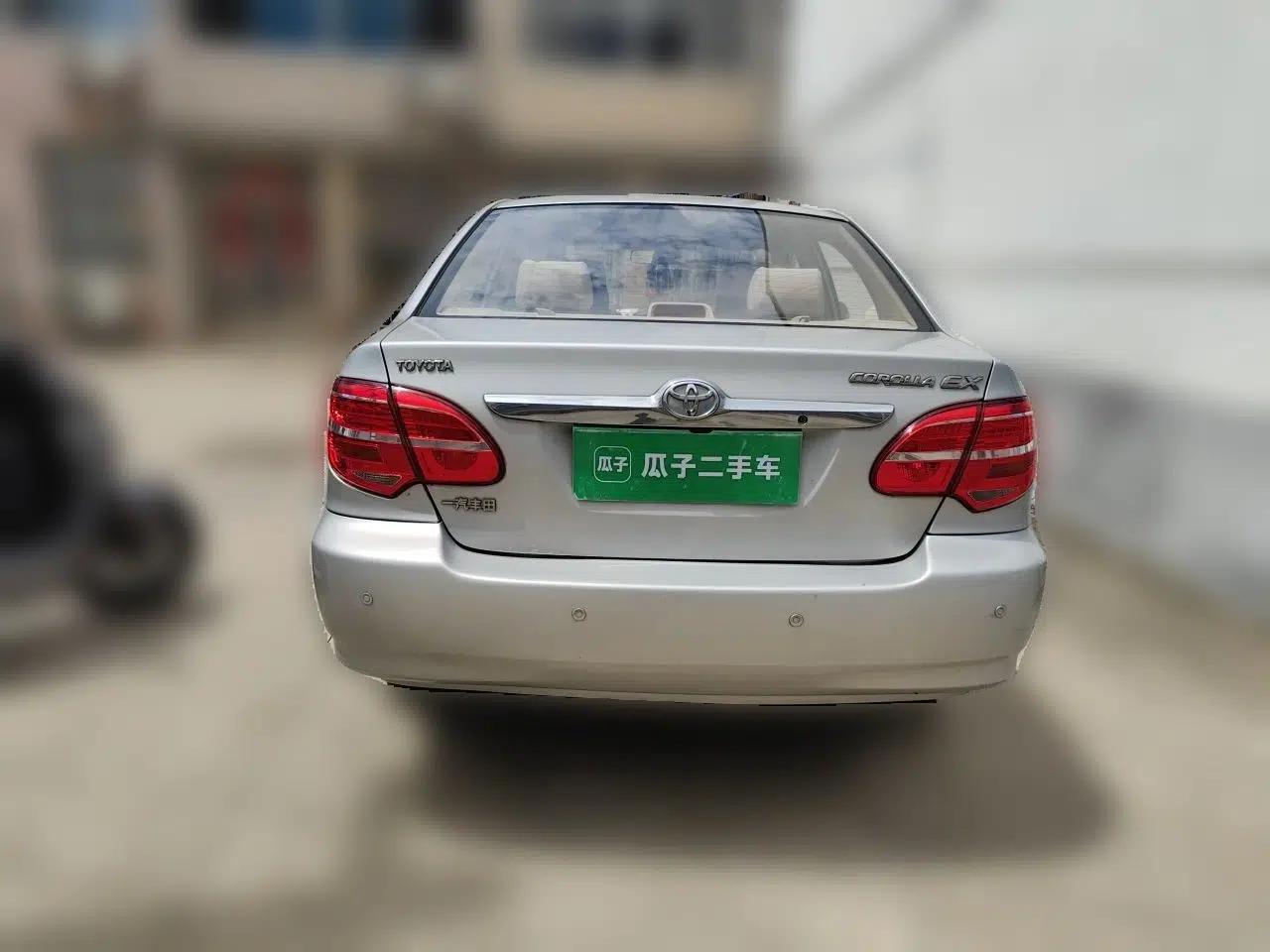 Toyota Corolla EX 2013 1.6L Manual Value Edition — миниатюра 5