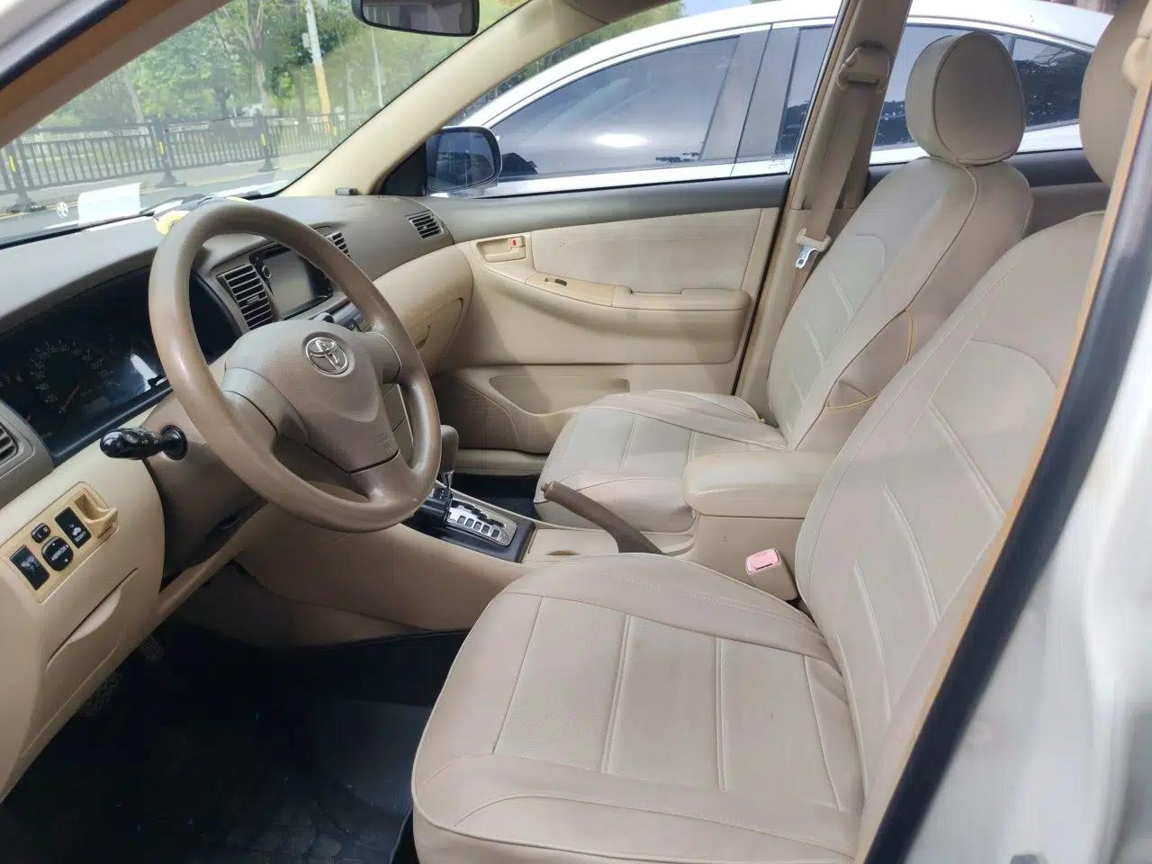 Toyota Corolla EX 2010 1.6L Automatic Classic Edition — миниатюра 15