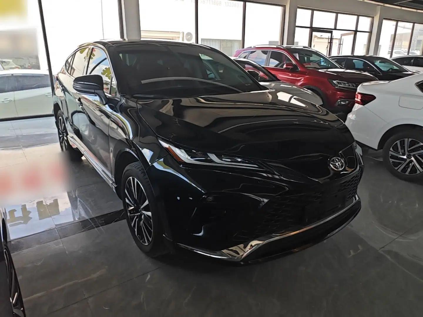 Toyota Venza 2023 2.0L CVT Two-Wheel Drive Prestige Version — миниатюра 3