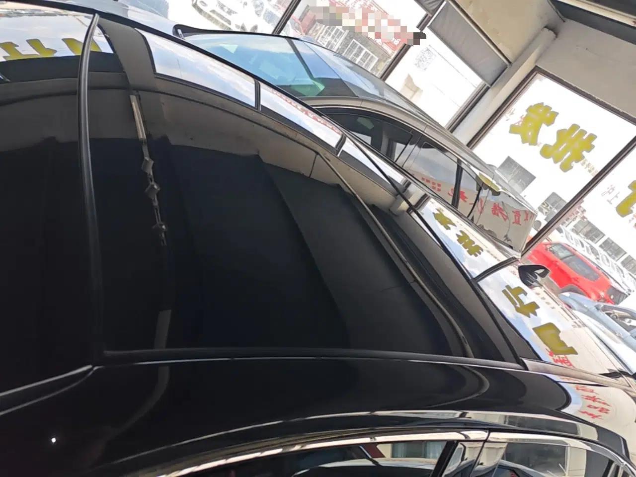Toyota Venza 2023 2.0L CVT Two-Wheel Drive Prestige Version — миниатюра 7