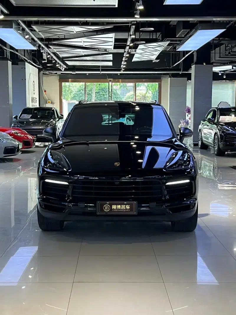 2022 Cayenne 3.0T Platinum Edition — миниатюра 2