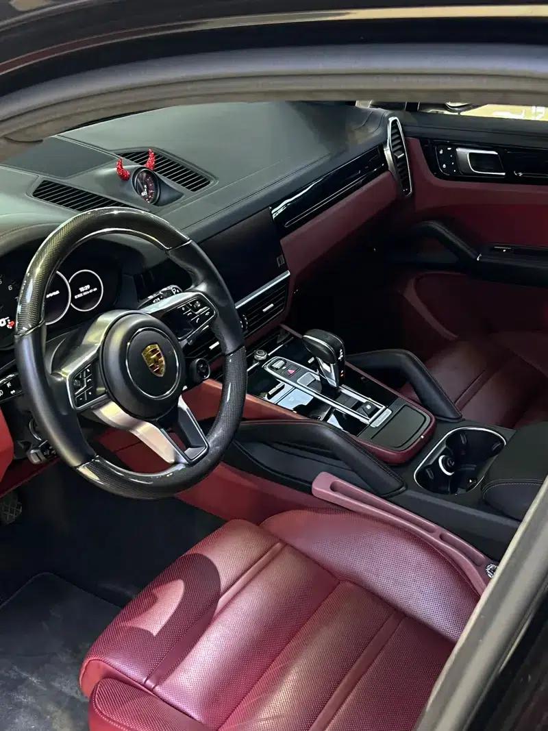 2022 Cayenne 3.0T Platinum Edition — миниатюра 13