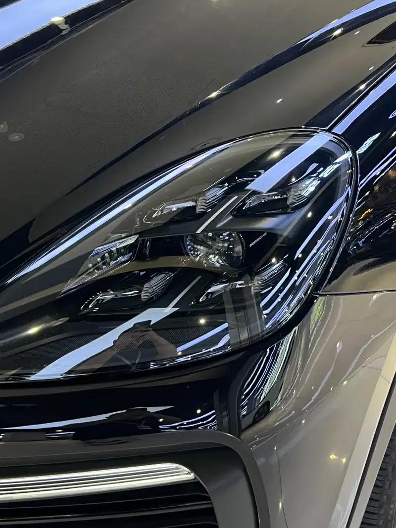 2022 Cayenne 3.0T Platinum Edition — миниатюра 9