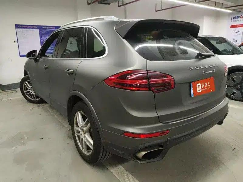 Cayenne 2016 Cayenne Platinum Edition 3.0T — миниатюра 3