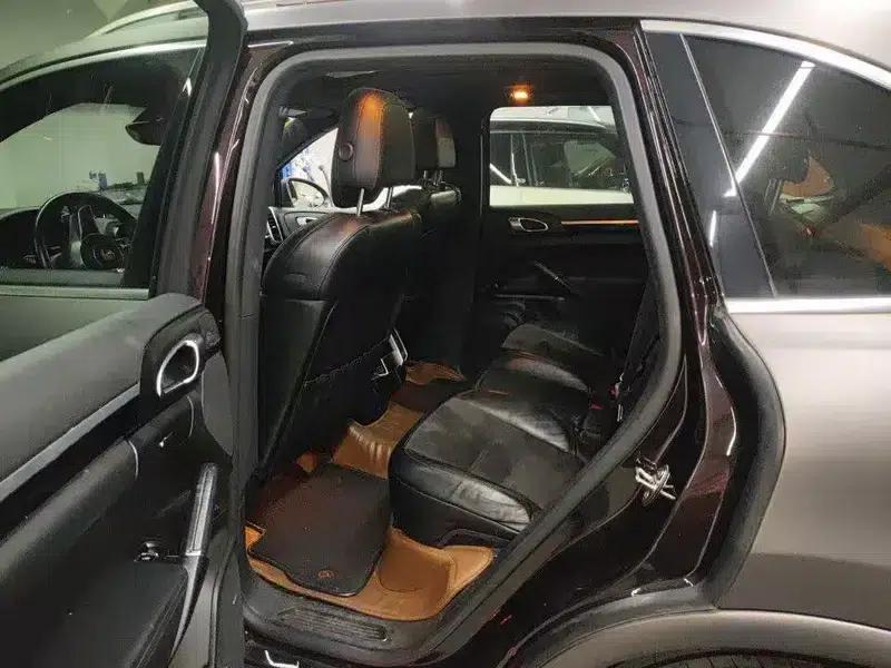 Cayenne 2016 Cayenne Platinum Edition 3.0T — миниатюра 7