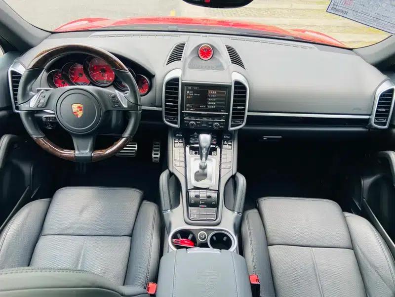 Cayenne 2014 Cayenne Platinum Edition 3.0T — миниатюра 11