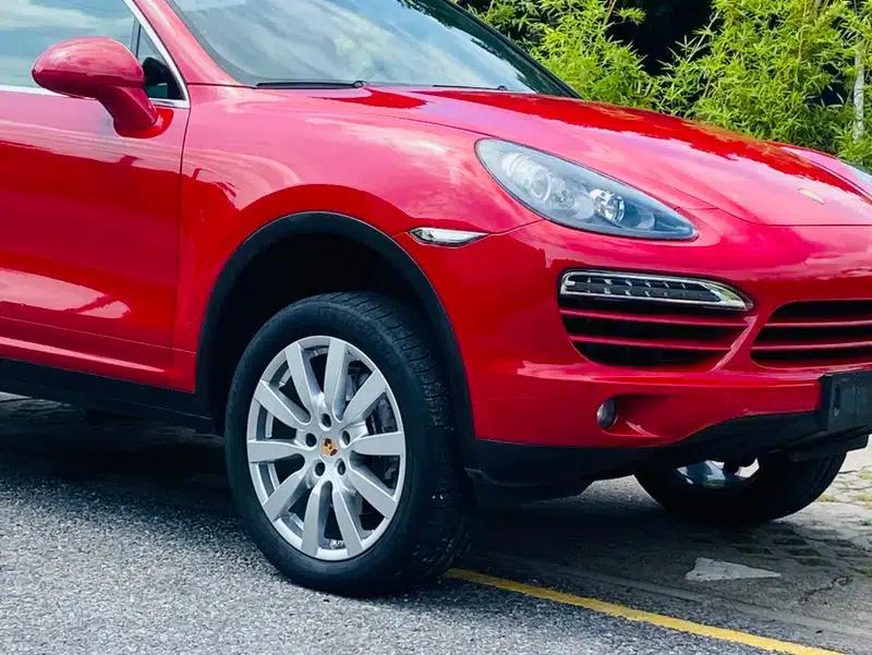 Cayenne 2014 Cayenne Platinum Edition 3.0T — миниатюра 7