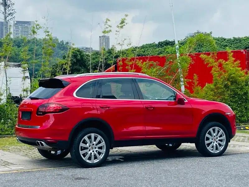 Cayenne 2014 Cayenne Platinum Edition 3.0T — миниатюра 10