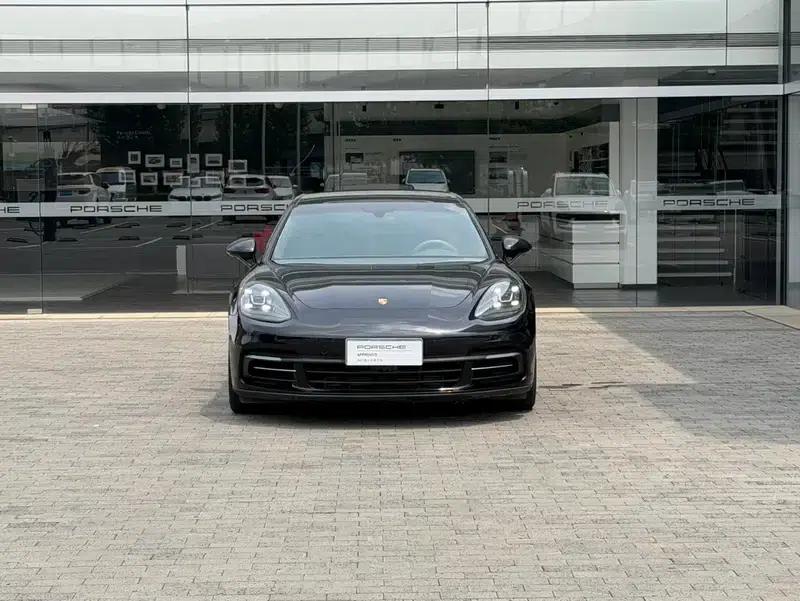 2017 Panamera 4 Executive Long Wheelbase 3.0T — миниатюра 2