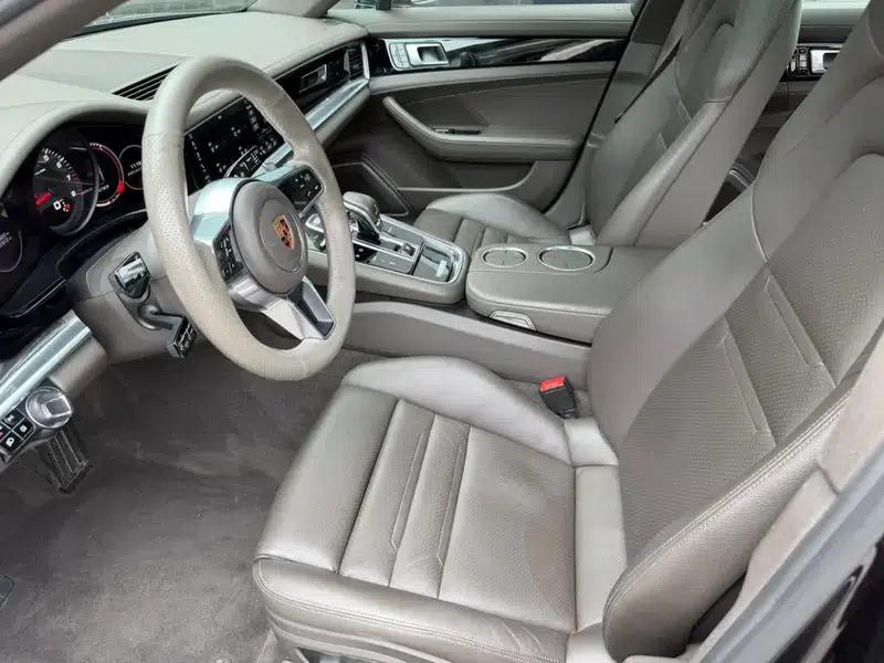2017 Panamera 4 Executive Long Wheelbase 3.0T — миниатюра 11