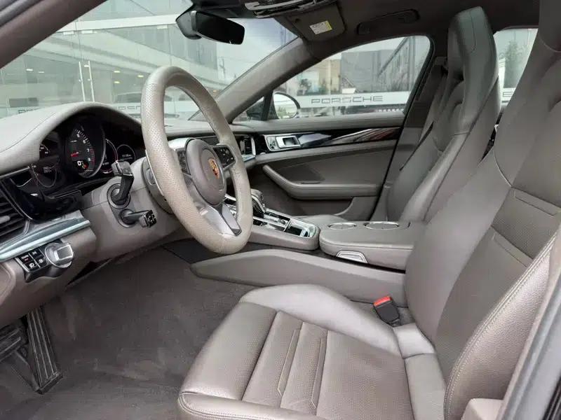 2017 Panamera 4 Executive Long Wheelbase 3.0T — миниатюра 10