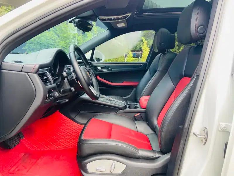 2017 Macan 2.0T — миниатюра 14