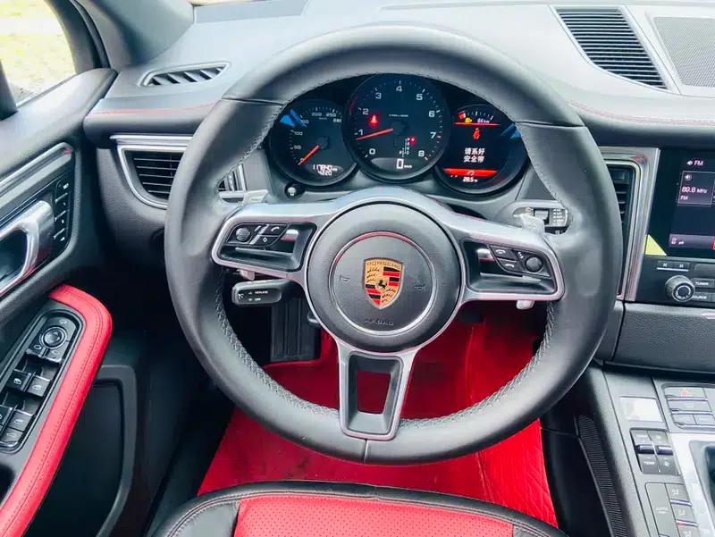 2017 Macan 2.0T — миниатюра 9