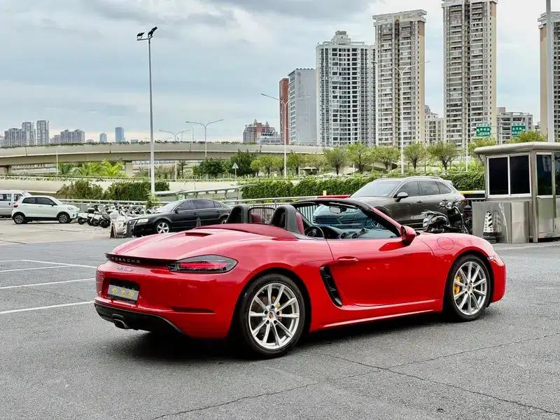 2023 Porsche 718 Boxster 2.0T — миниатюра 4