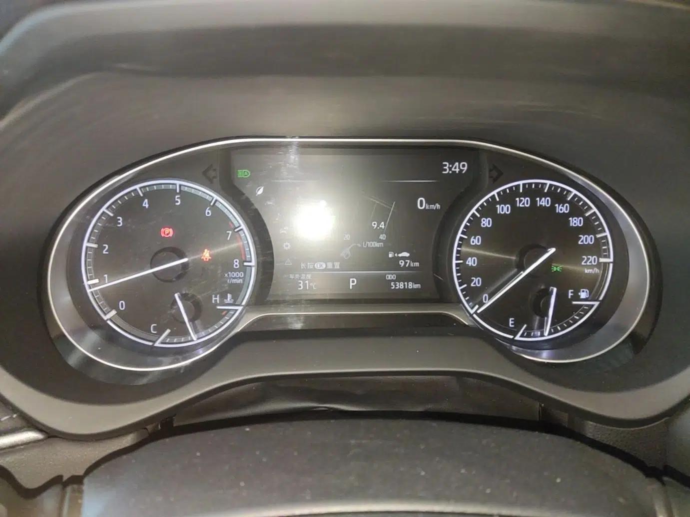Toyota Harrier 2022 2.0L CVT Two-Wheel Drive Deluxe Edition — миниатюра 14