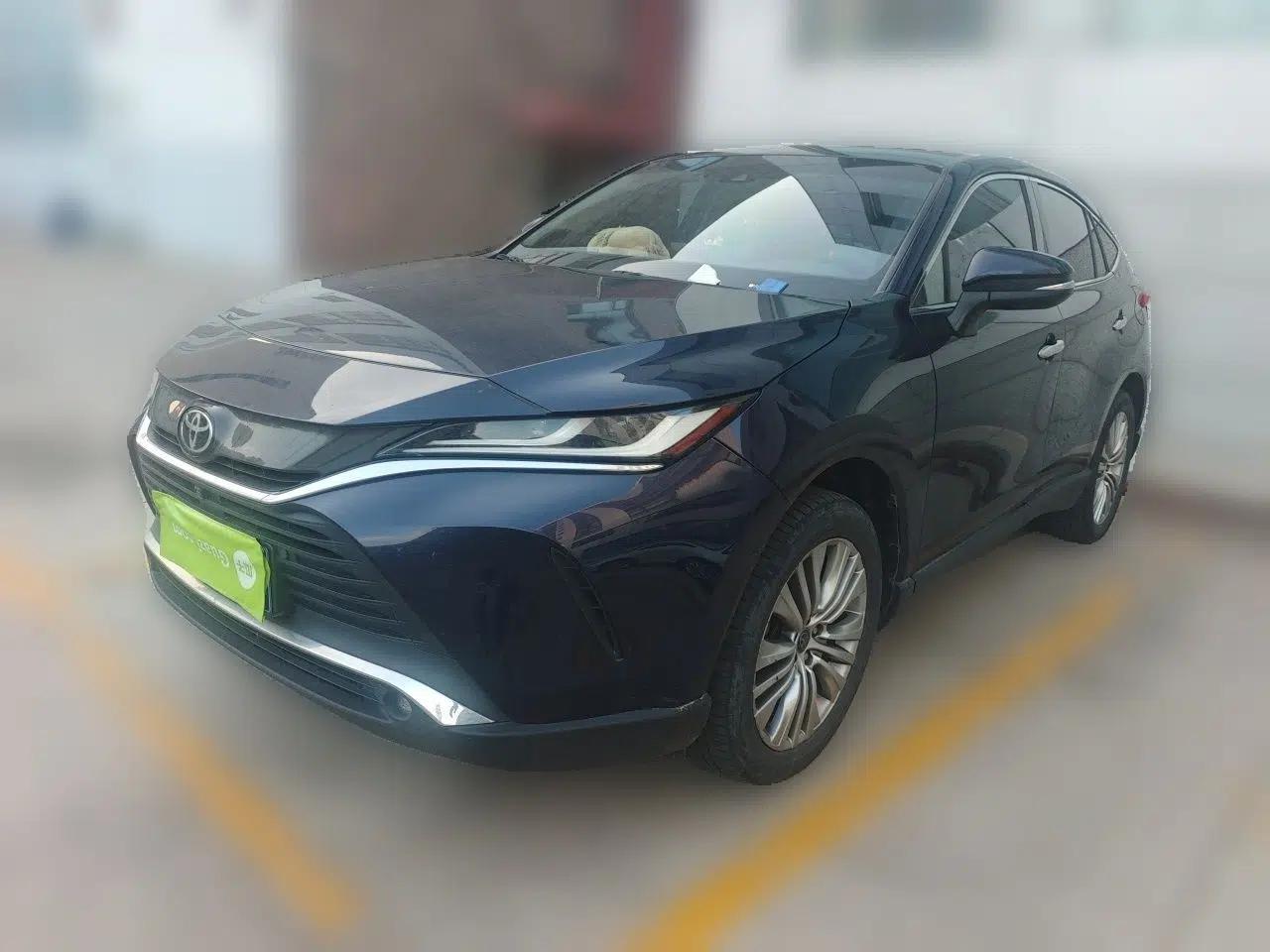 Toyota Harrier 2022 2.0L CVT Two-Wheel Drive Flagship Edition — миниатюра 1