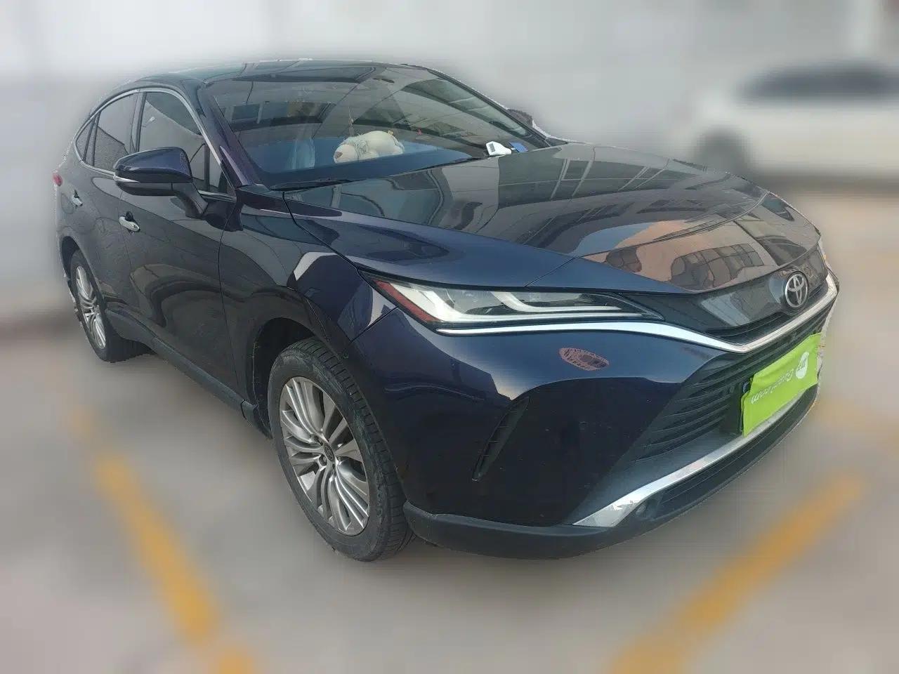 Toyota Harrier 2022 2.0L CVT Two-Wheel Drive Flagship Edition — миниатюра 3