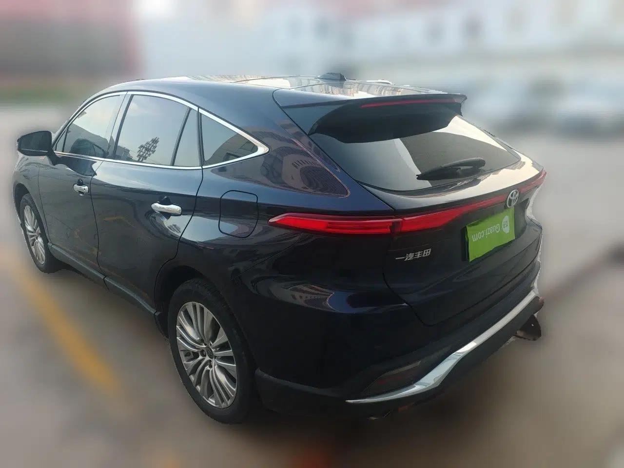 Toyota Harrier 2022 2.0L CVT Two-Wheel Drive Flagship Edition — миниатюра 4