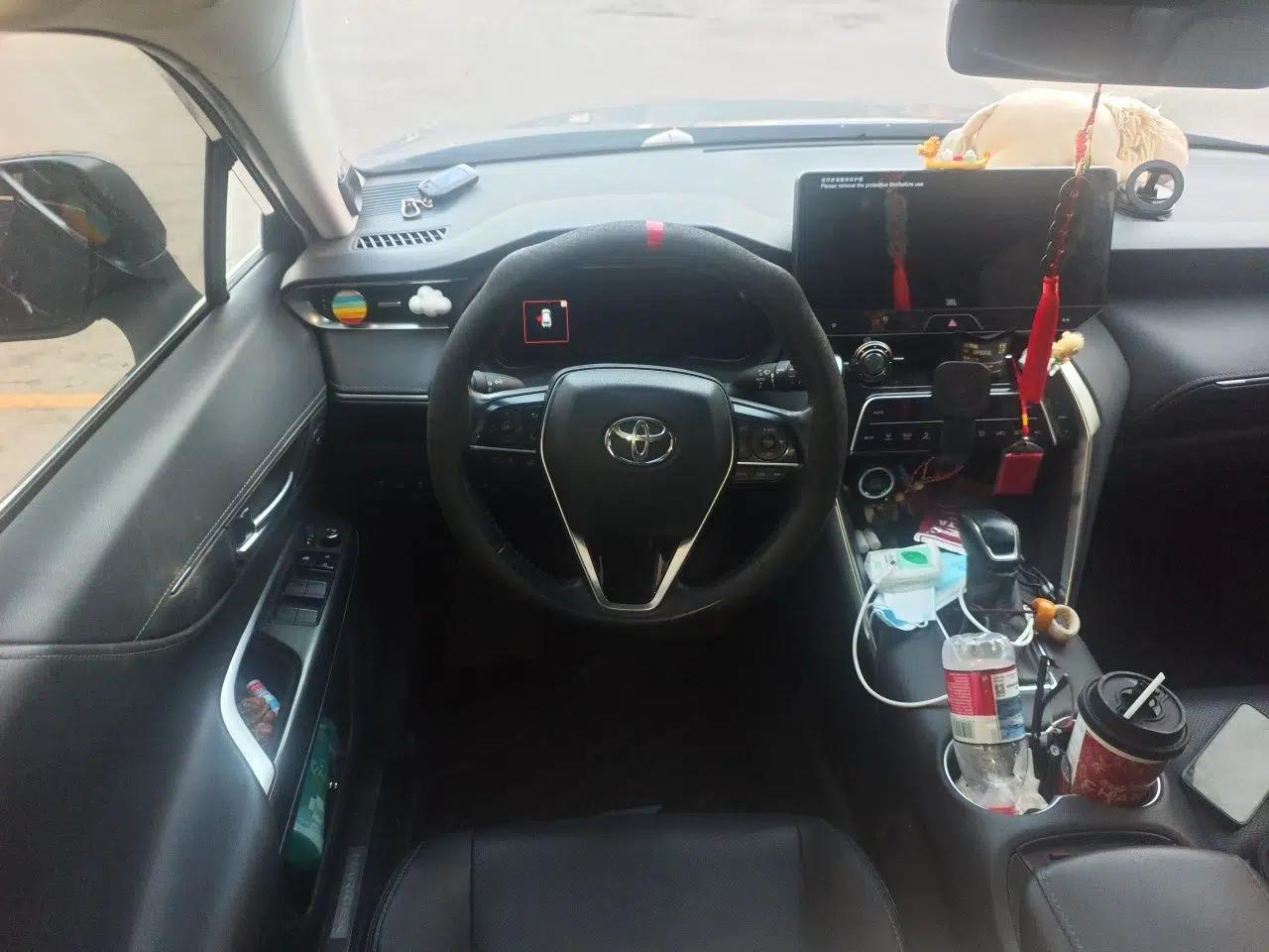 Toyota Harrier 2022 2.0L CVT Two-Wheel Drive Flagship Edition — миниатюра 10