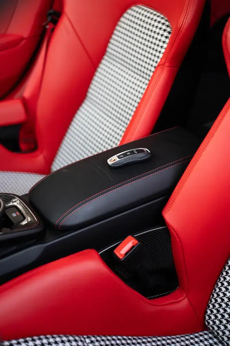 2023 Porsche 911 4.0L Automatic Rear-Wheel Drive 2-Seater (Parallel Import) — миниатюра 18