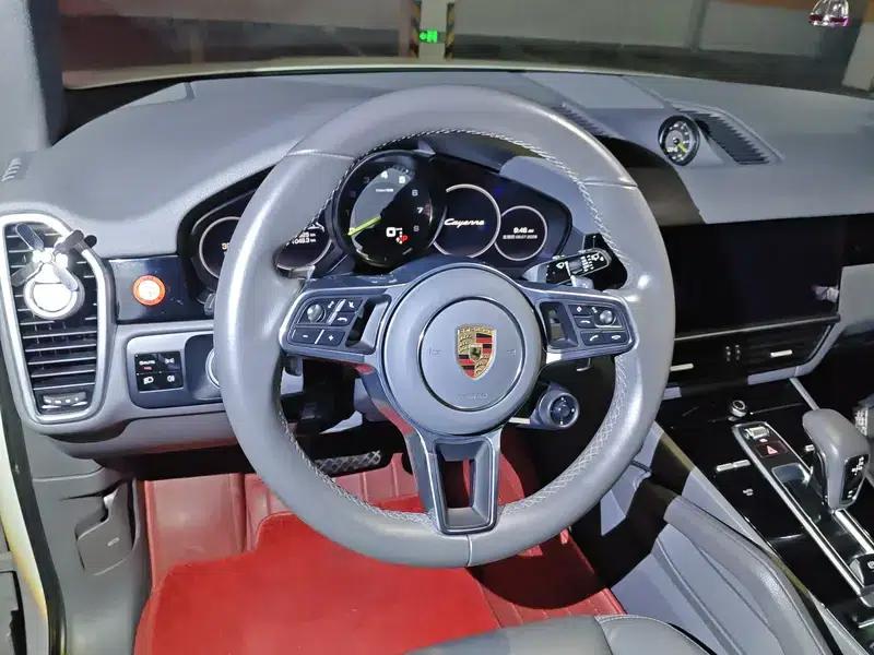 Cayenne E-Hybrid 2021 Cayenne E-Hybrid 2.0T — миниатюра 13