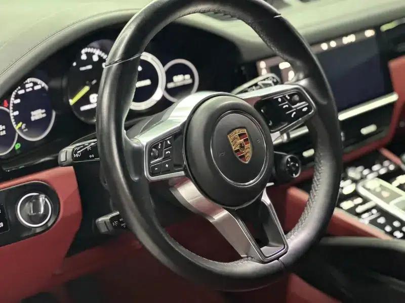 Cayenne E-Hybrid 2020 Cayenne E-Hybrid 2.0T — миниатюра 11