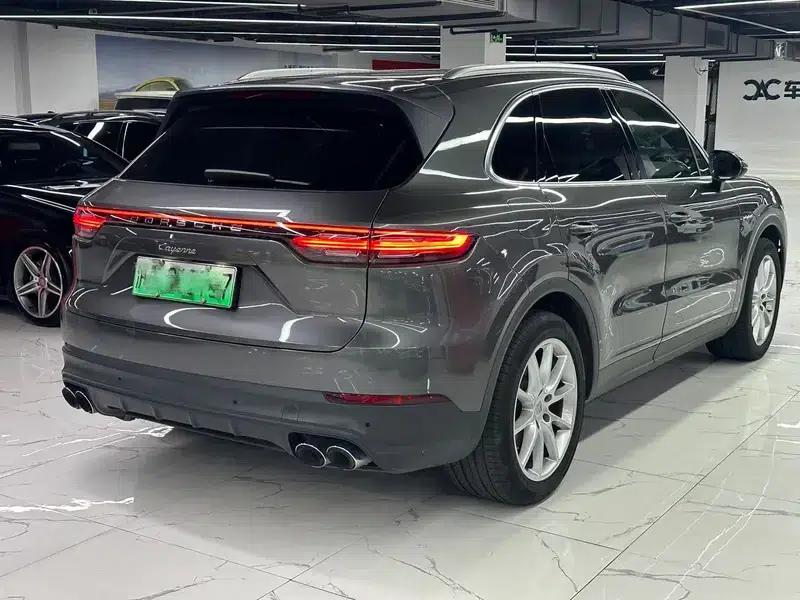 Cayenne E-Hybrid 2020 Cayenne E-Hybrid 2.0T — миниатюра 6