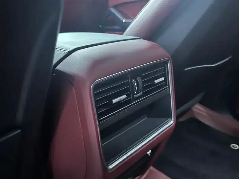 Cayenne E-Hybrid 2020 Cayenne E-Hybrid 2.0T — миниатюра 8