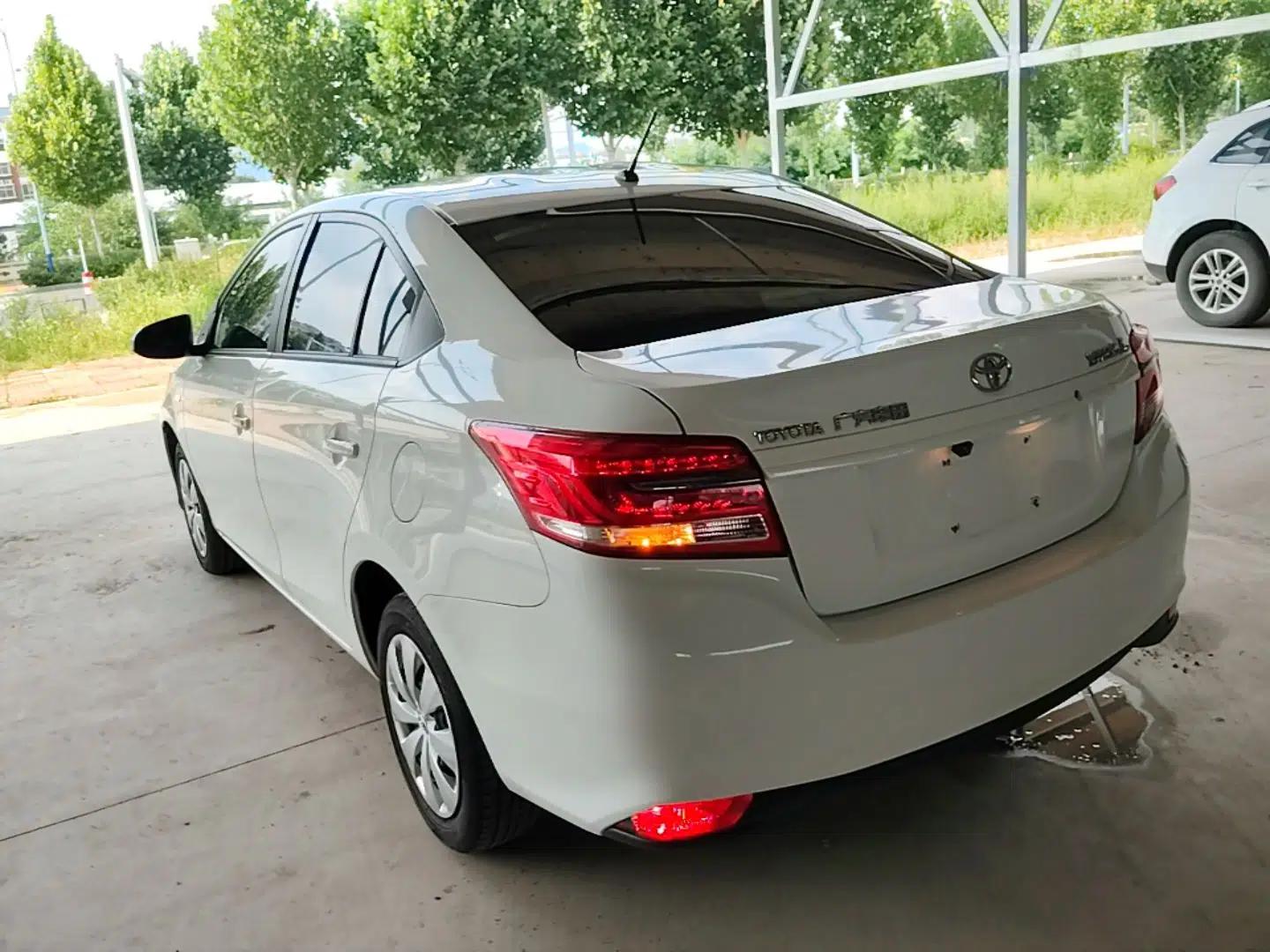 Toyota YARiS L Zhi Xiang 2017 1.5E CVT Dynamic Edition — миниатюра 4