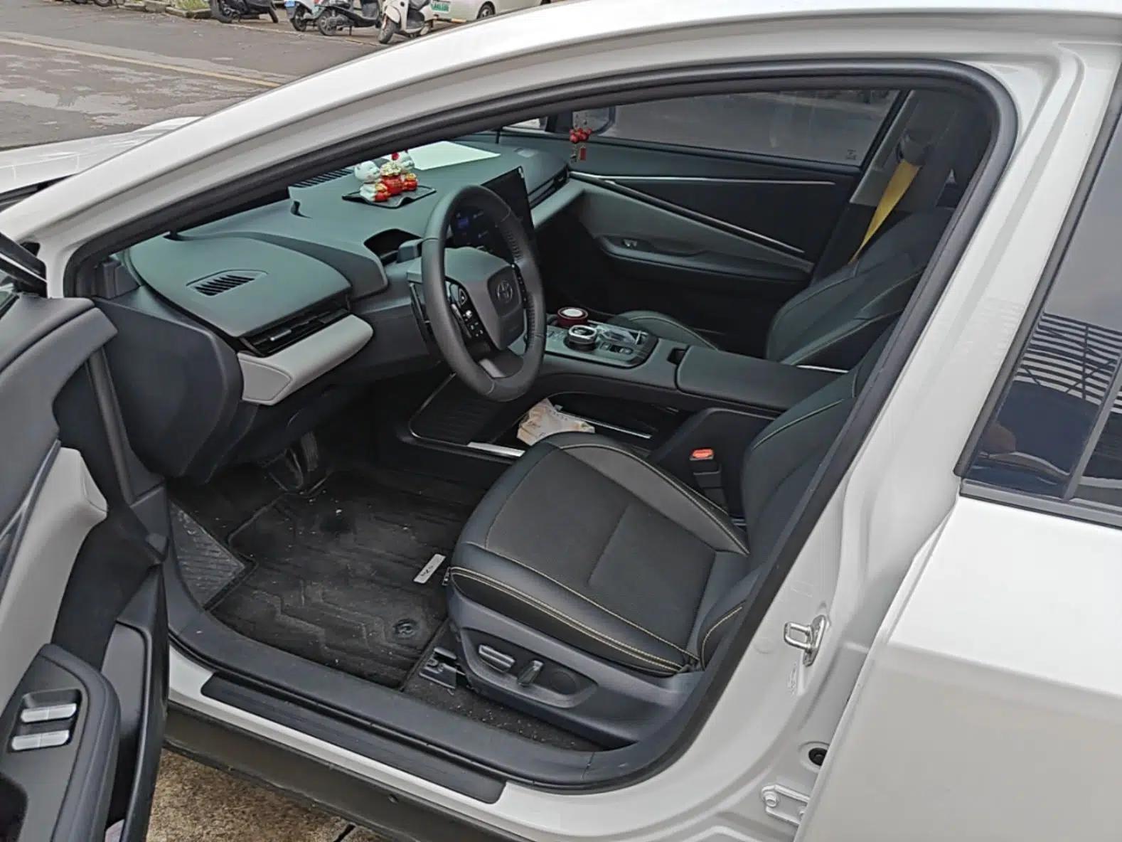 Toyota bZ5 2025 Model 550 PRO — миниатюра 17