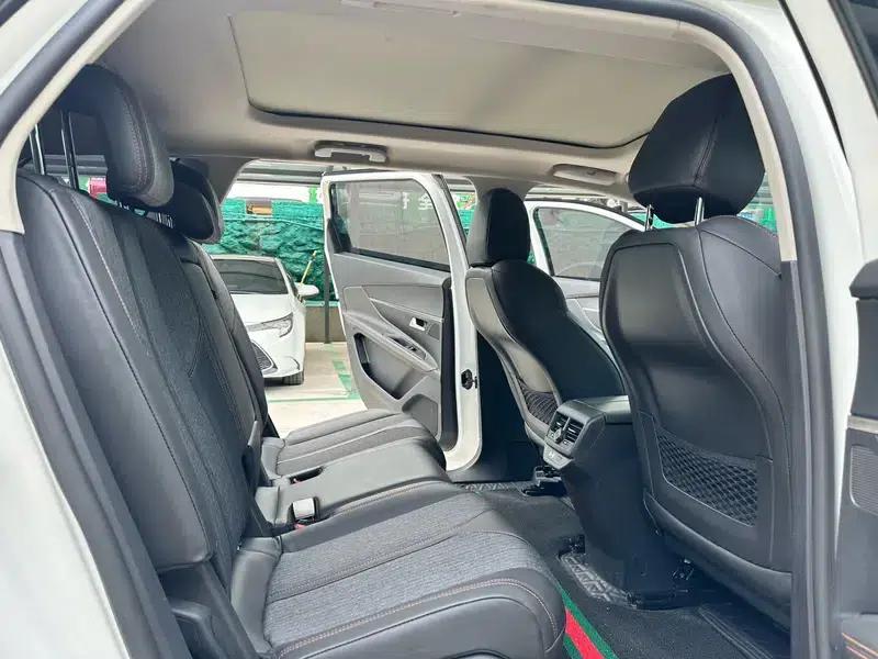 Peugeot 5008 2019 Facelift 360THP 5-Seat Elite Edition — миниатюра 9