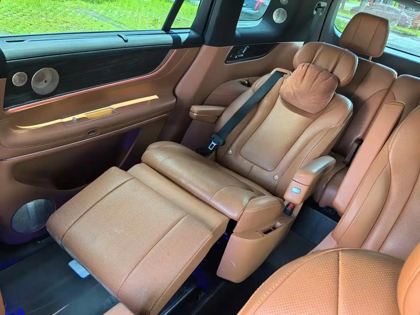 Wenjie M9 2024 Range Extended Ultra Edition 52kWh 6-Seater — миниатюра 17