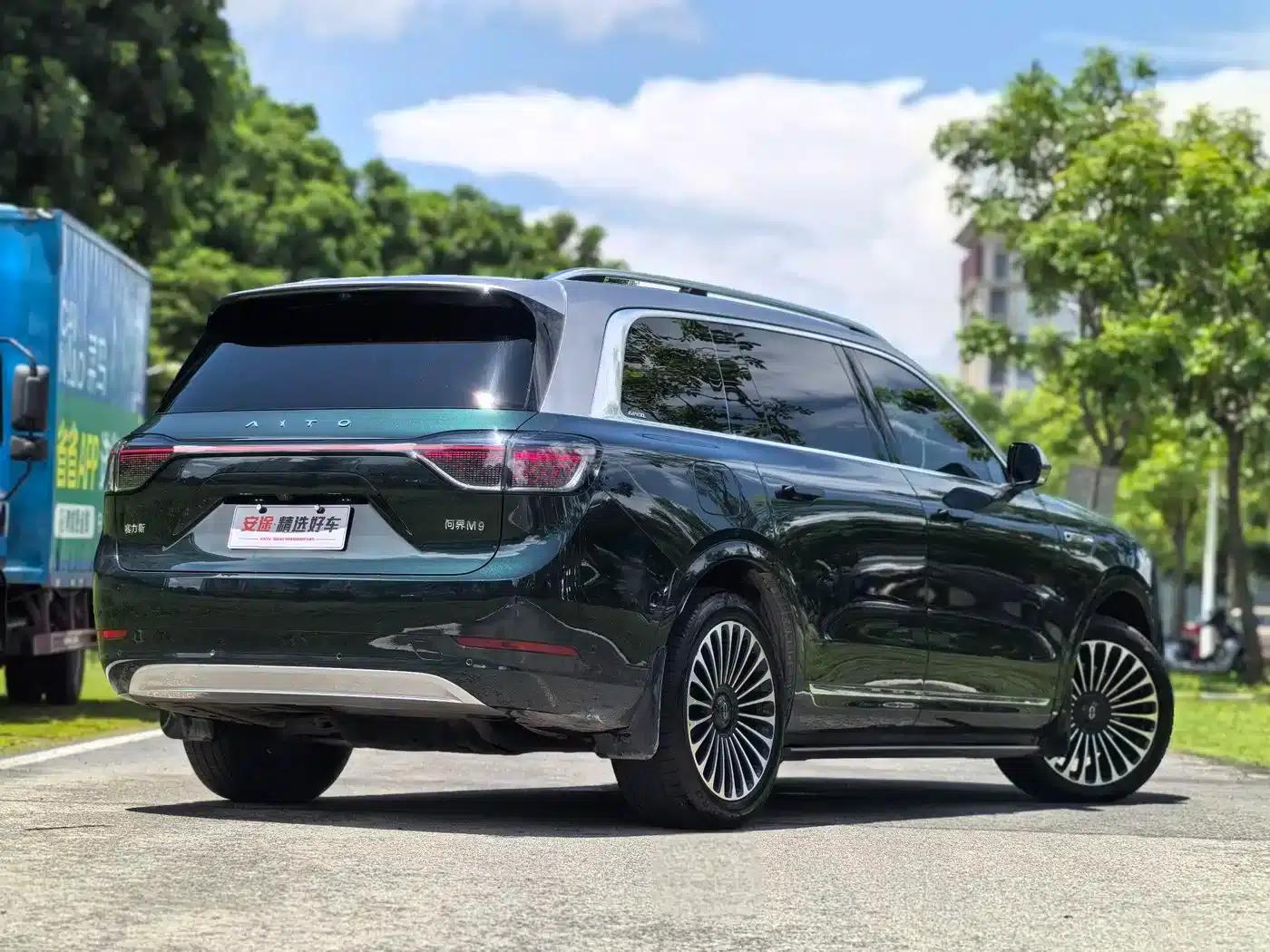 Wenjie M9 2024 Range Extended Ultra Edition 52kWh 6-Seater — миниатюра 4
