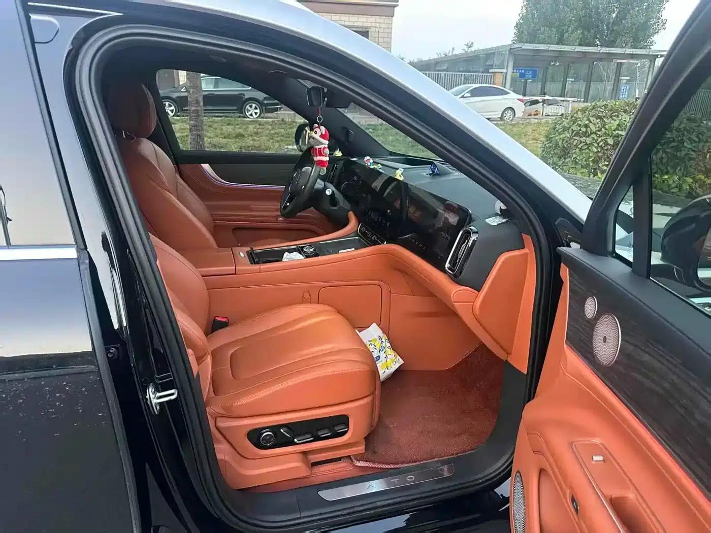 Wenjie M9 2024 Range Extended Max Edition 42kWh 6-Seater — миниатюра 6