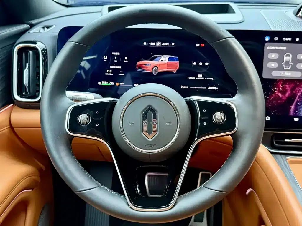 Wenjie M9 2024 Range Extended Ultra Edition 42kWh 6-Seater — миниатюра 9