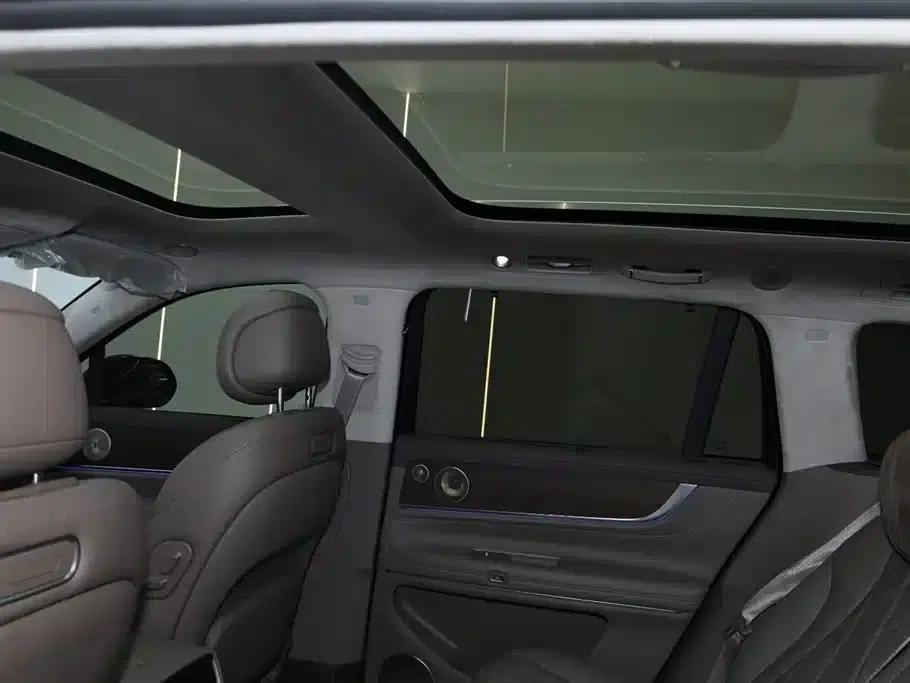 Wenjie M9 2024 Range Extended Max Edition 52kWh 5-Seater — миниатюра 12
