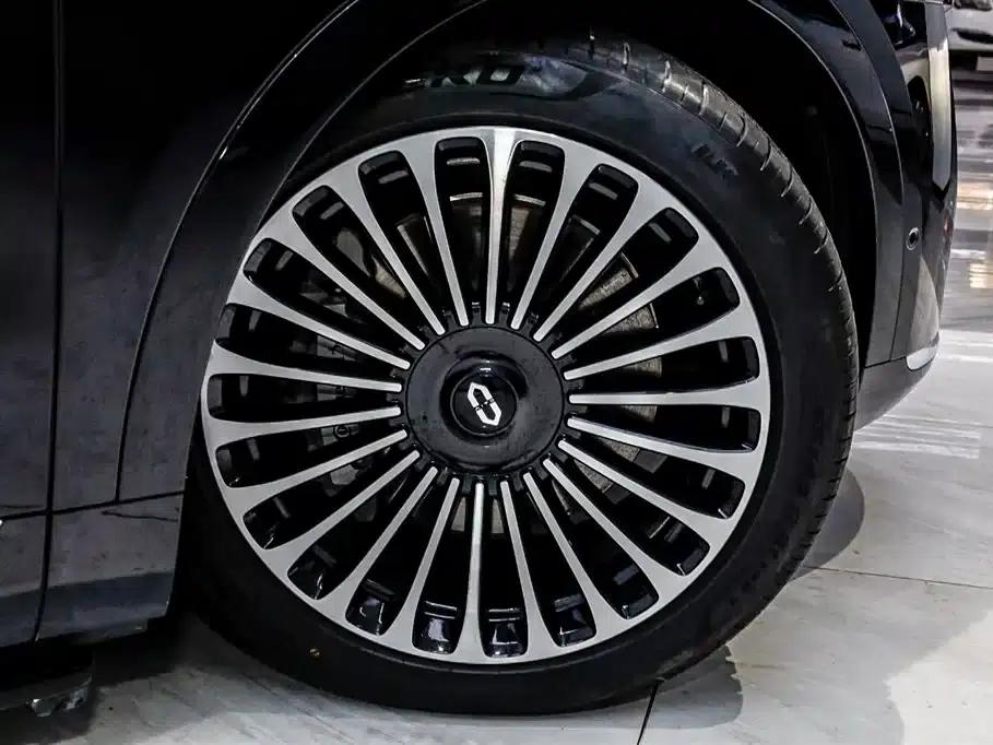 Wenjie M9 2024 Range Extended Max Edition 52kWh 5-Seater — миниатюра 25