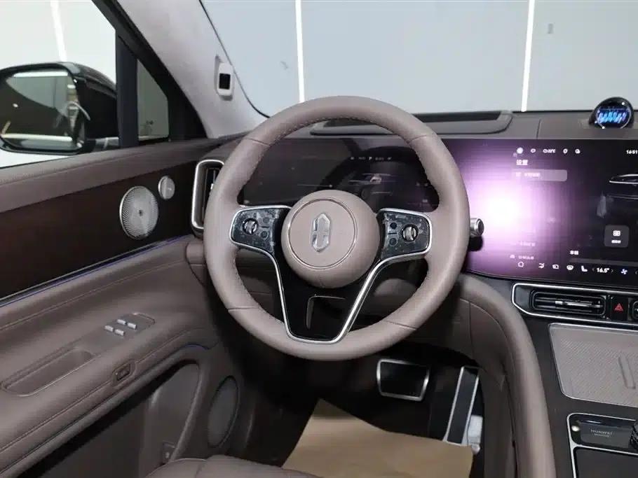 Wenjie M9 2024 Range Extended Max Edition 52kWh 5-Seater — миниатюра 7