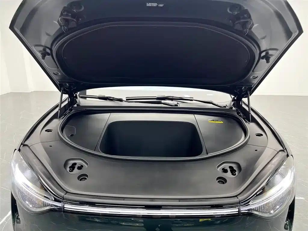 Wenjie M9 2025 Pure Electric Ultra Edition 100kWh 6-Seat Version (192-line LiDAR) — миниатюра 11