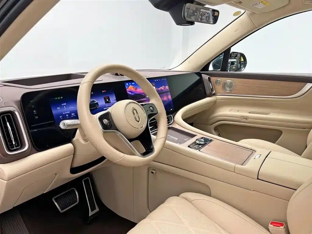 Wenjie M9 2025 Pure Electric Ultra Edition 100kWh 6-Seat Version (192-line LiDAR) — миниатюра 15