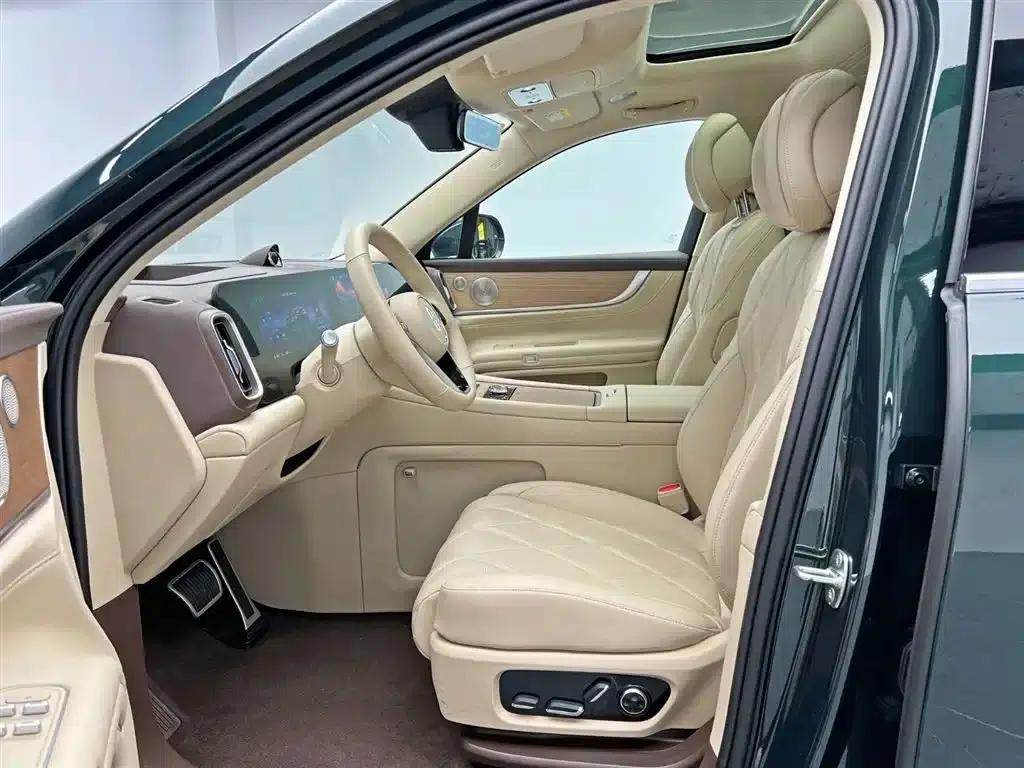 Wenjie M9 2025 Pure Electric Ultra Edition 100kWh 6-Seat Version (192-line LiDAR) — миниатюра 16