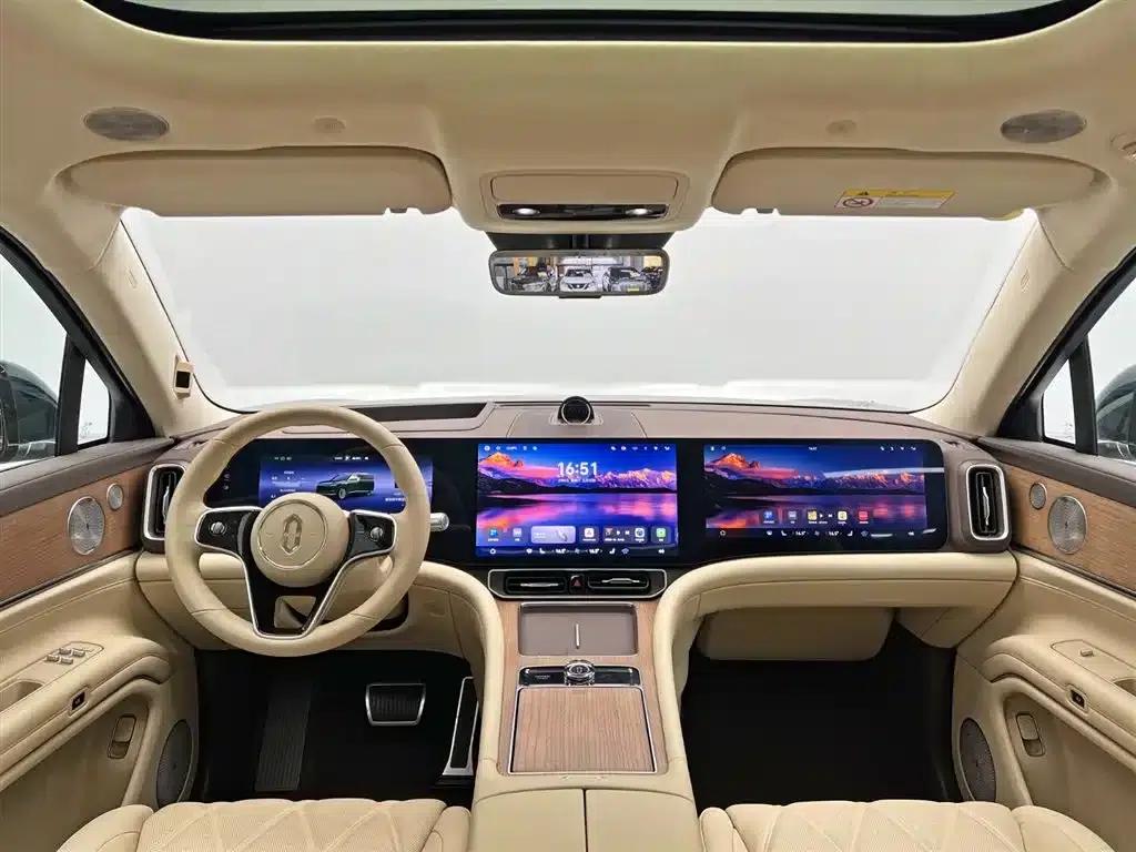 Wenjie M9 2025 Pure Electric Ultra Edition 100kWh 6-Seat Version (192-line LiDAR) — миниатюра 27