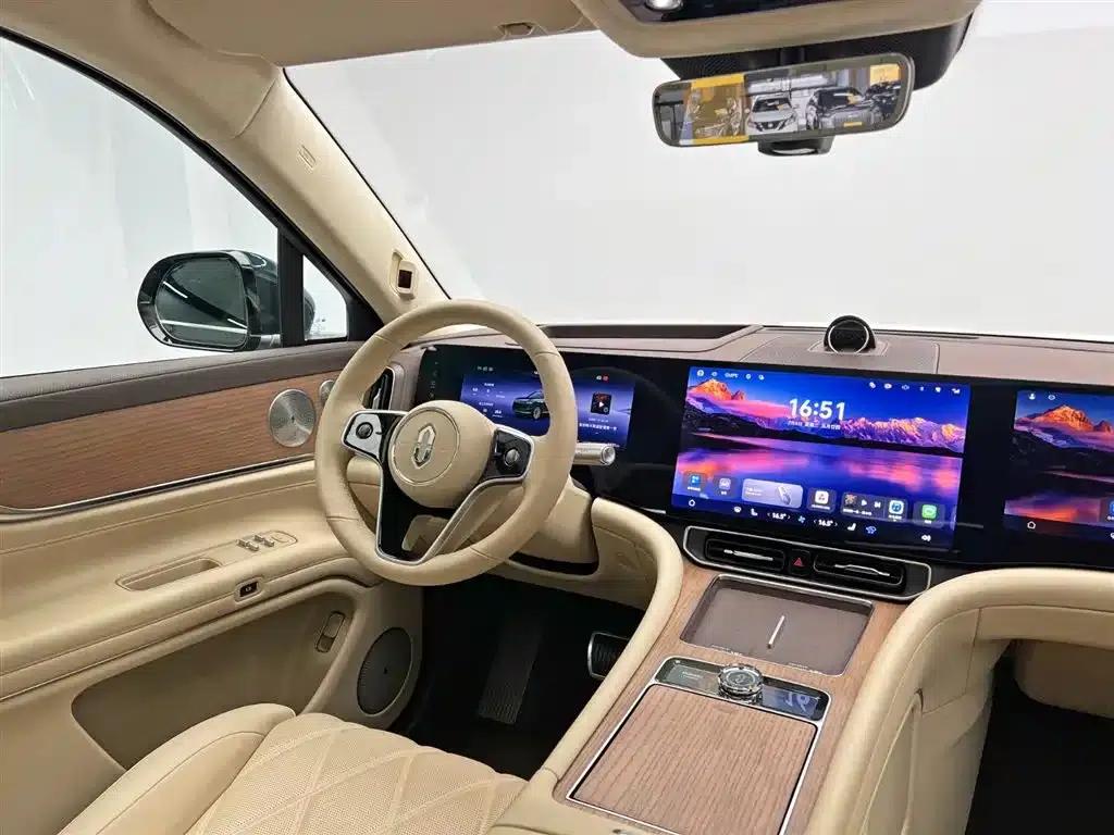 Wenjie M9 2025 Pure Electric Ultra Edition 100kWh 6-Seat Version (192-line LiDAR) — миниатюра 28