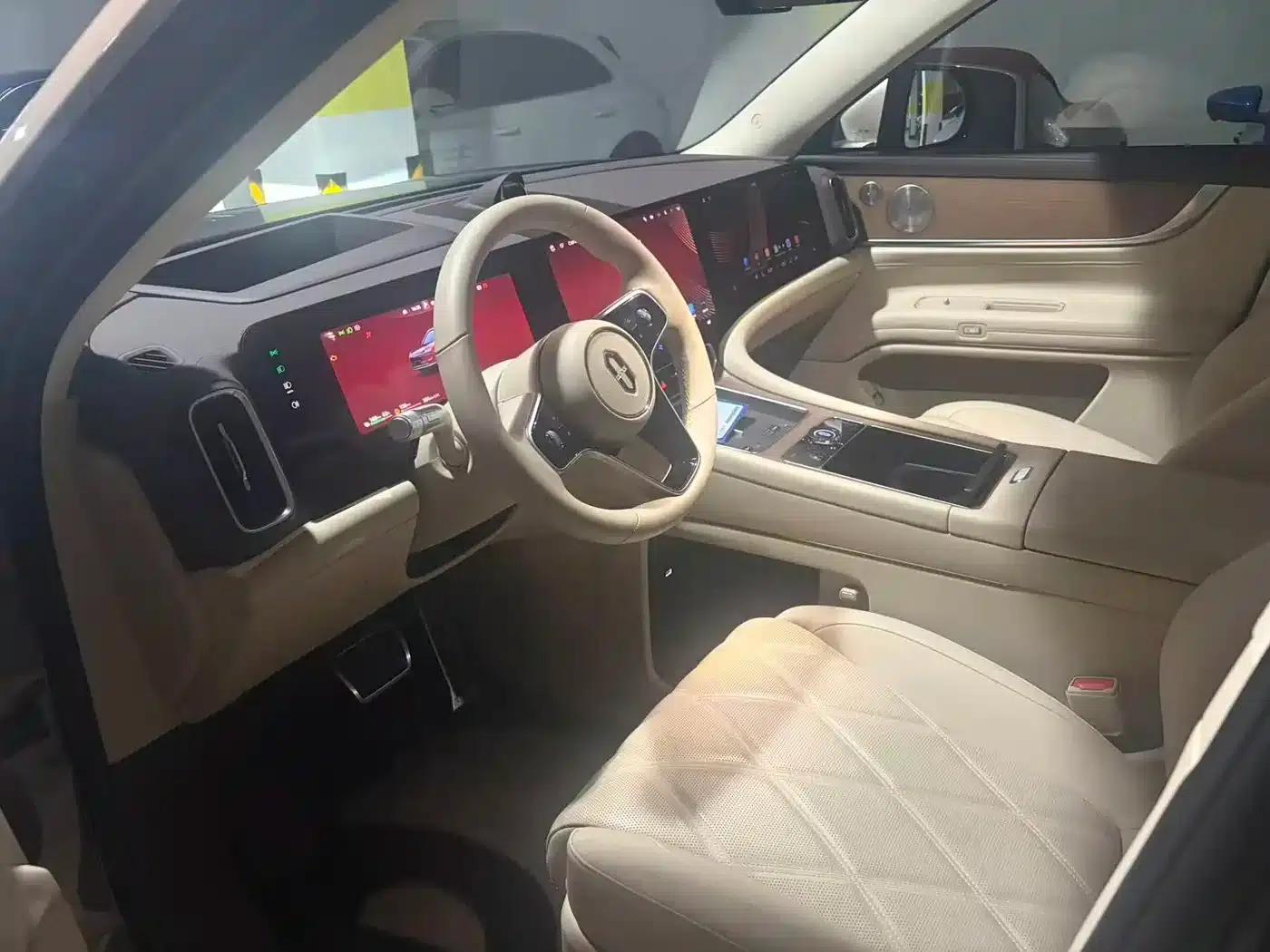 Wenjie M9 2025 Ultra Extended Range Edition (52kWh, 6-seater, 192-line LiDAR) — миниатюра 9
