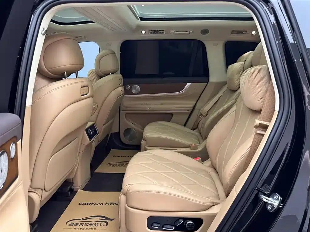 Wenjie M9 2025 Ultra Extended Range Edition (52kWh, 6-seater, 192-line LiDAR) — миниатюра 9