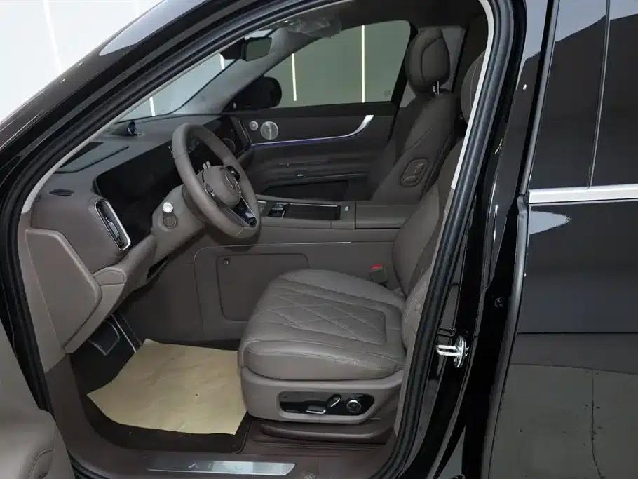 Wenjie M9 2024 Range Extended Max Edition 52kWh 5-Seater — миниатюра 10