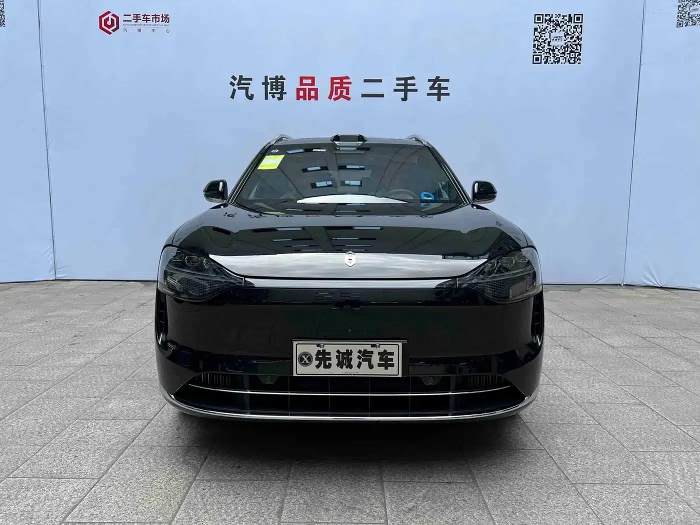 Wenjie M9 2024 Range Extended Max Edition 42kWh 6-Seater — миниатюра 2