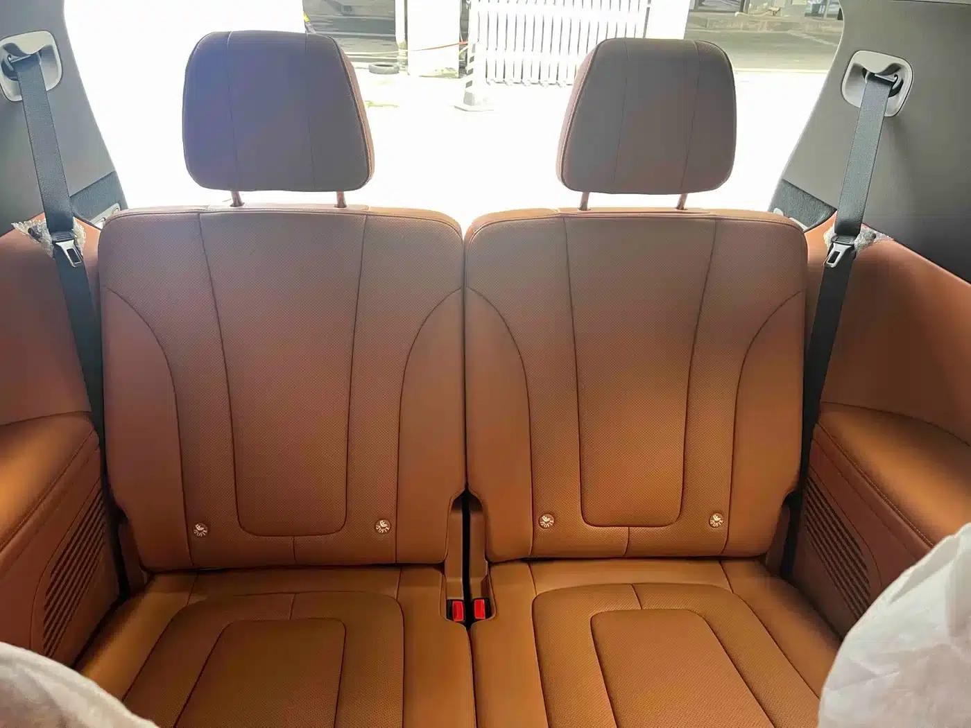 Wenjie M9 2024 Range Extended Max Edition 42kWh 6-Seater — миниатюра 16