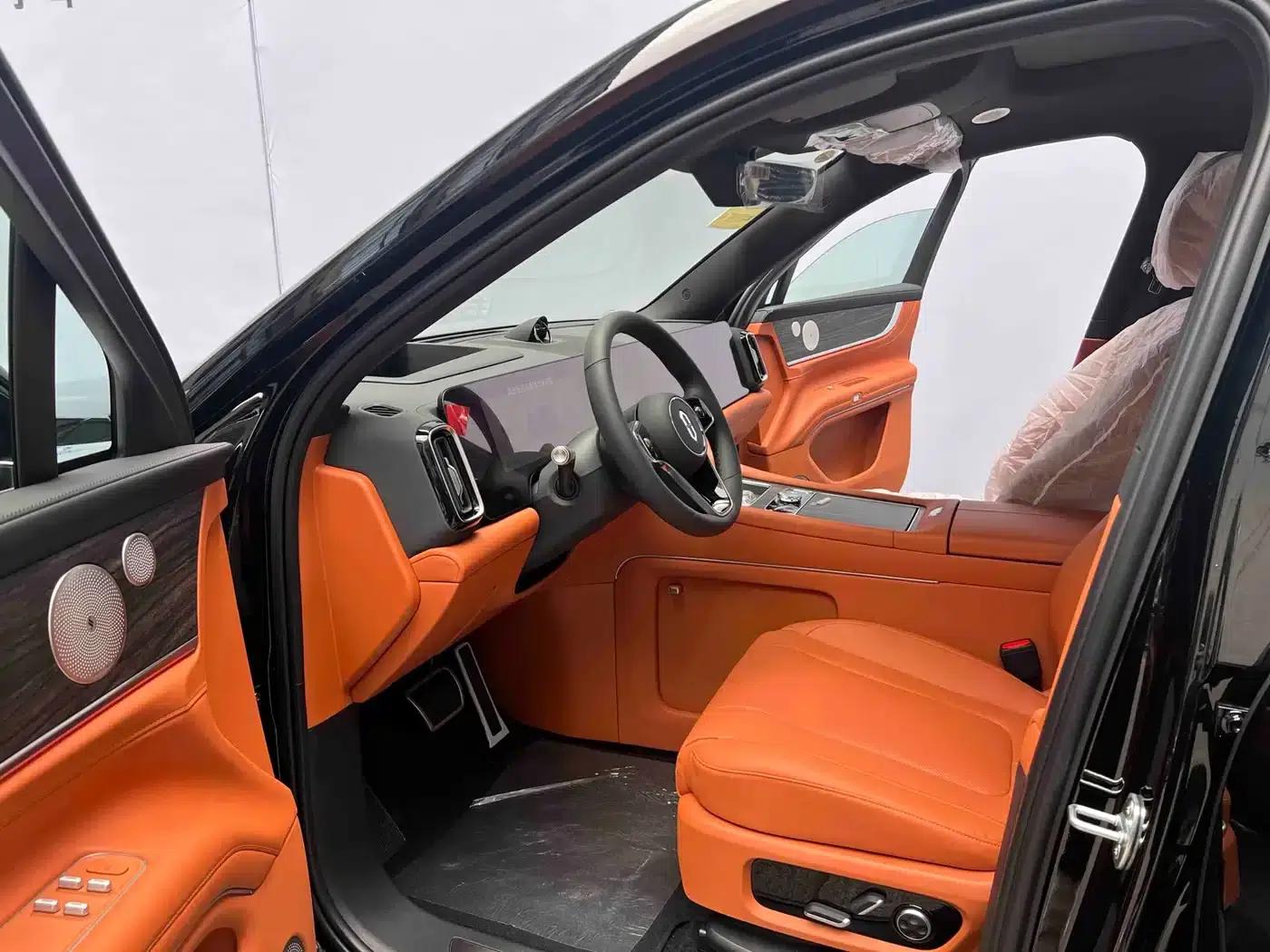 Wenjie M9 2024 Range Extended Max Edition 42kWh 6-Seater — миниатюра 20